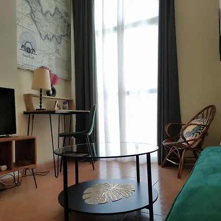 Apartamento Bonito Y Acogedor Estudio - And Cozy Málaga